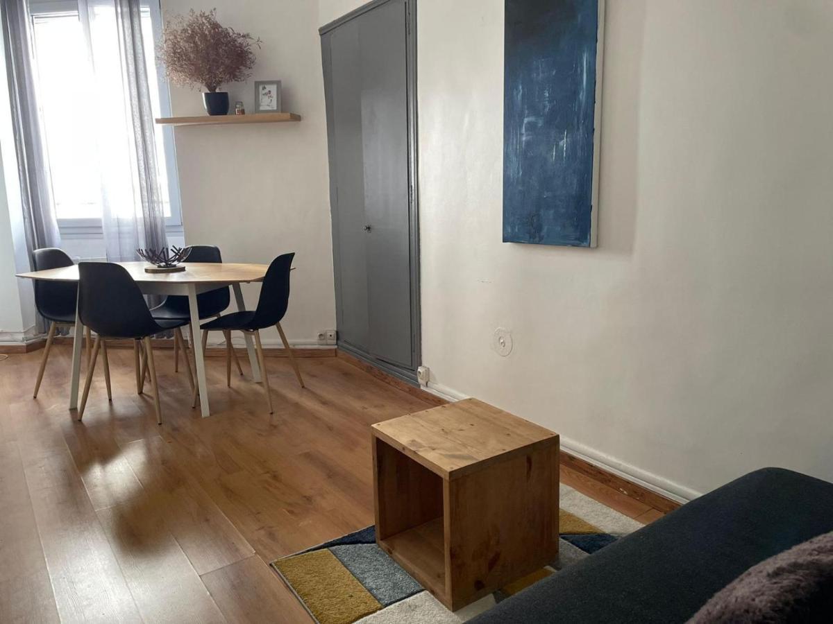Abyad - A 300 M Des Arenes Apartment Nîmes Exterior foto